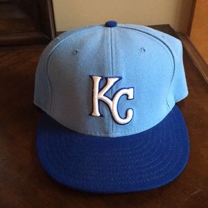 KC fitted hat